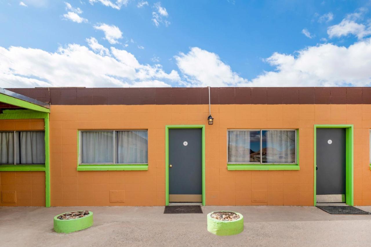 OYO Hotel Hanksville, UT Eksteriør billede
