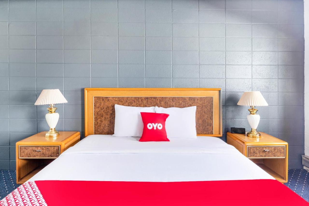 OYO Hotel Hanksville, UT Eksteriør billede