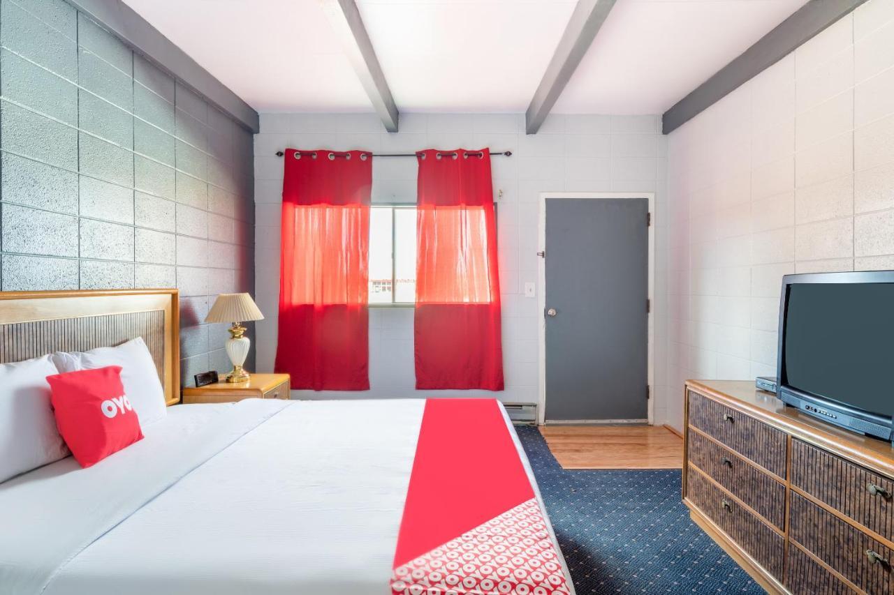 OYO Hotel Hanksville, UT Eksteriør billede